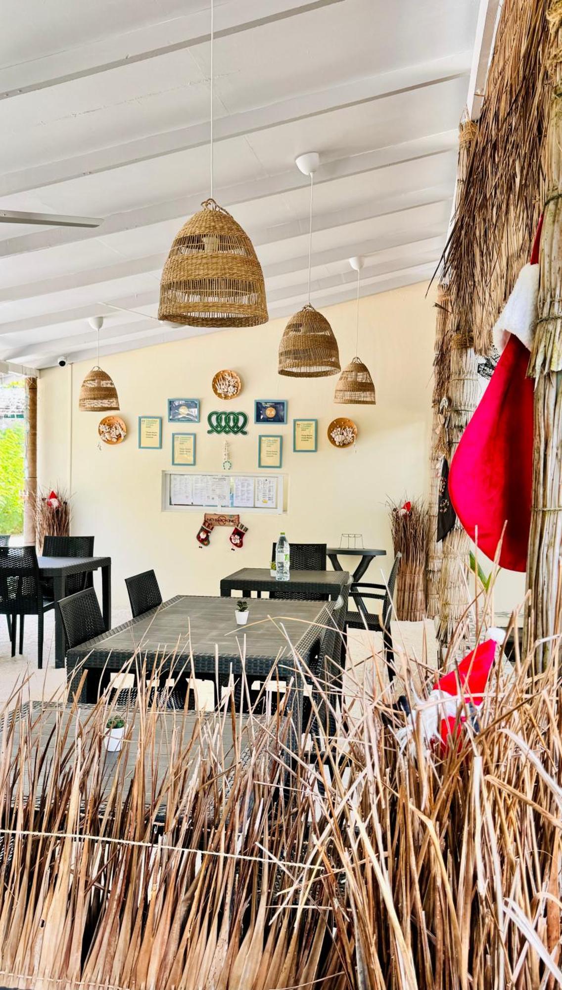 Three Hearts Guesthouse And Villas Fulhadhoo Exteriör bild