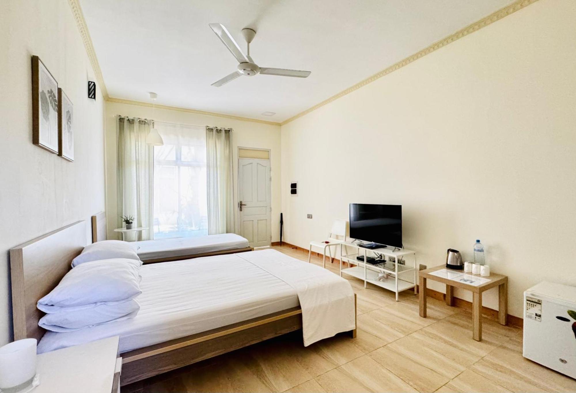 Three Hearts Guesthouse And Villas Fulhadhoo Rum bild