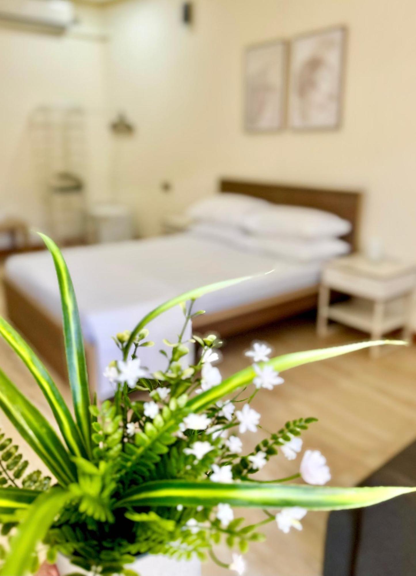 Three Hearts Guesthouse And Villas Fulhadhoo Exteriör bild