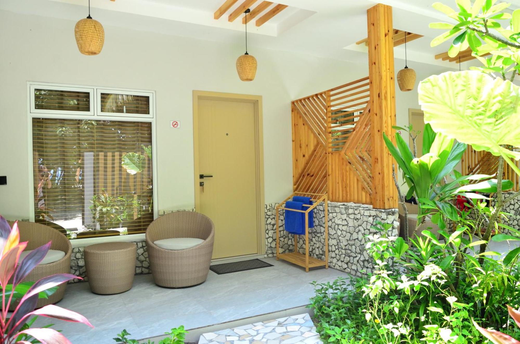 Three Hearts Guesthouse And Villas Fulhadhoo Exteriör bild